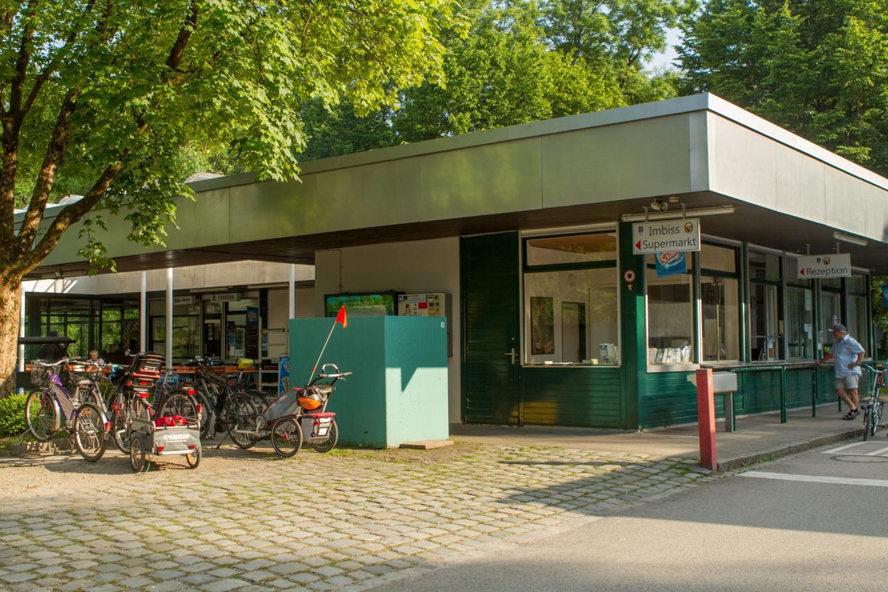 Munich Oktoberfest Glamping Hotel Eksteriør billede